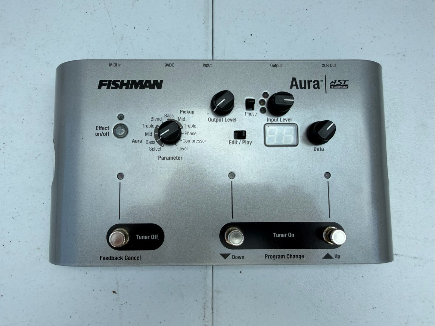 Fishman Aura Acoustic Imaging Blender Processor with Power Supply and Box