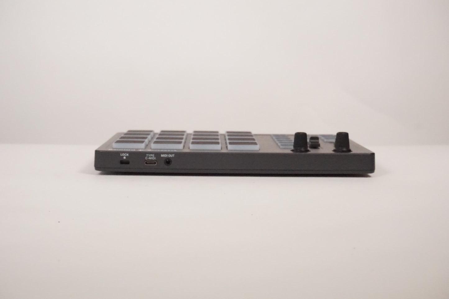 Donner StarryPad MIDI Pad Controller 16-Pad, Faders, USB Compatible, MIDI Out