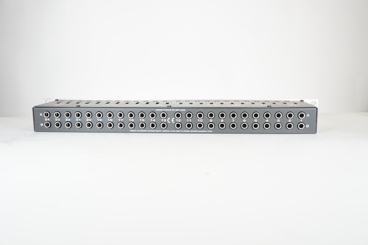 Behringer Ultrapatch Pro PX2000 48-Point Patchbay