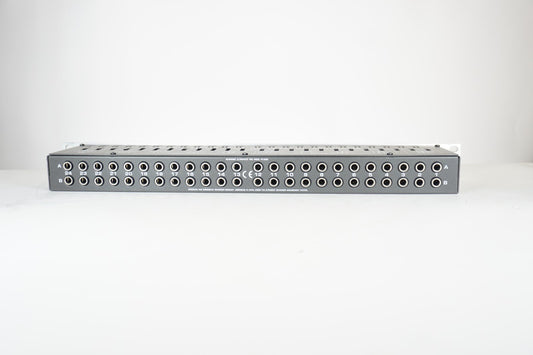 Behringer Ultrapatch Pro PX2000 48-Point Patchbay