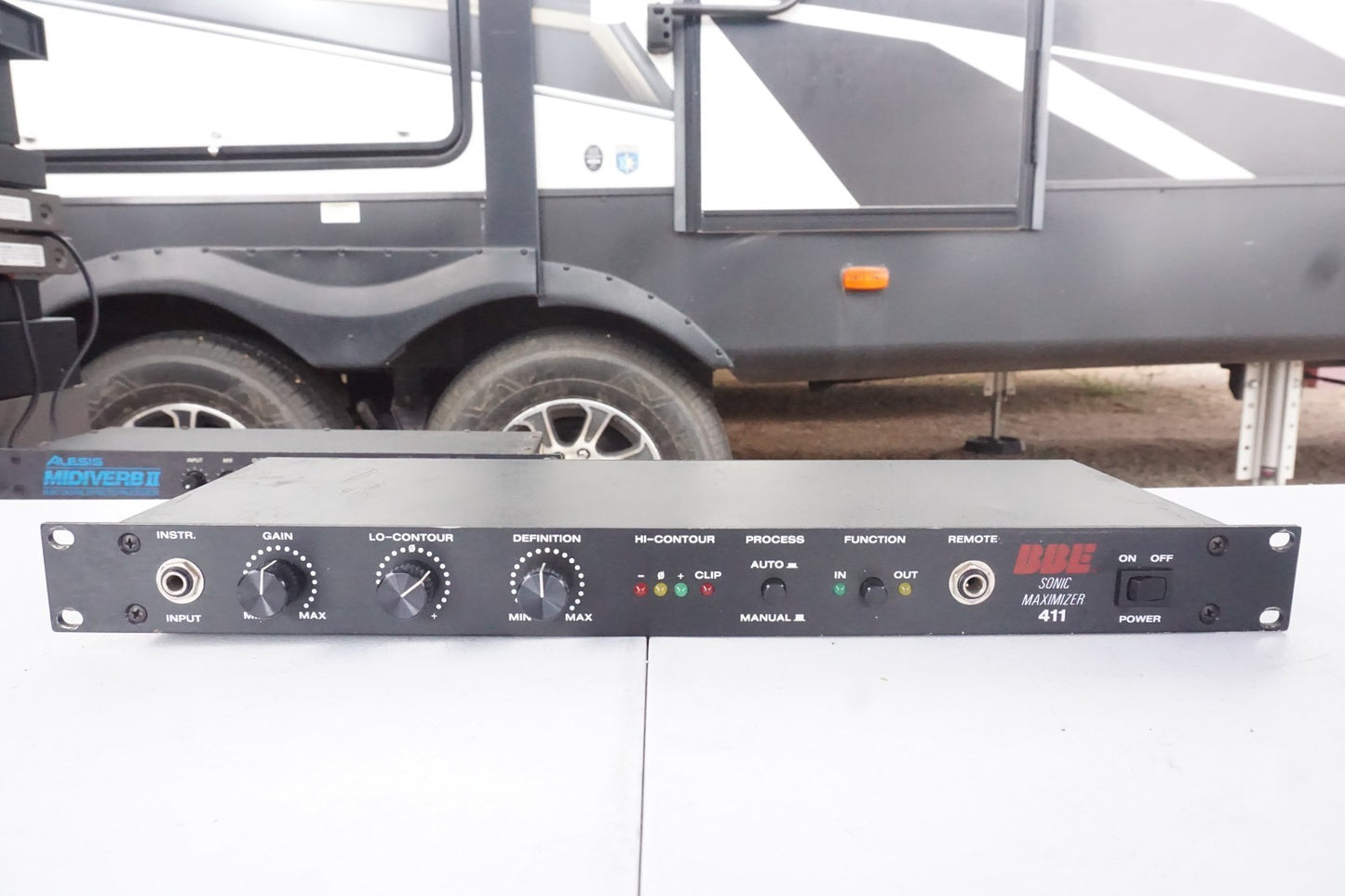 BBE Model 411 Sonic Maximizer