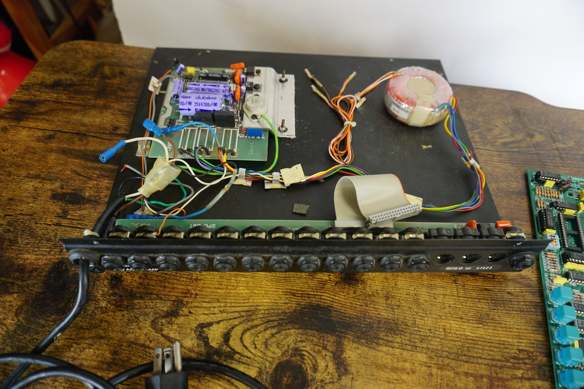 Simmons SDS9 6-Channel analog drum synthesizer/module parts lot