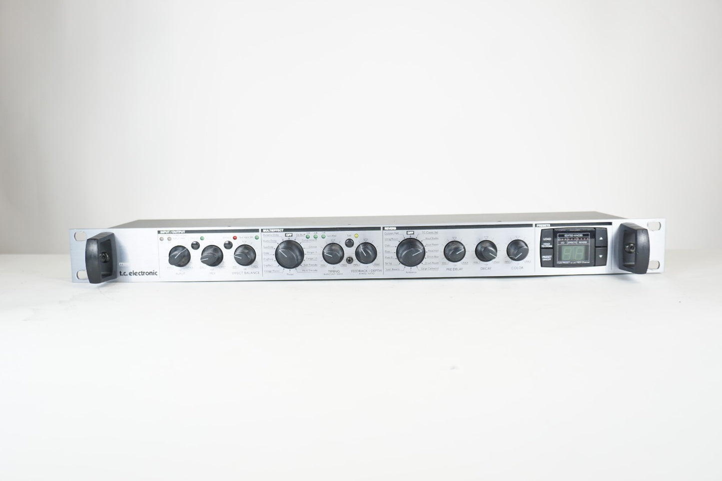 TC Electronic M300 Dual-Engine Multi-Effects Rack Processor FX