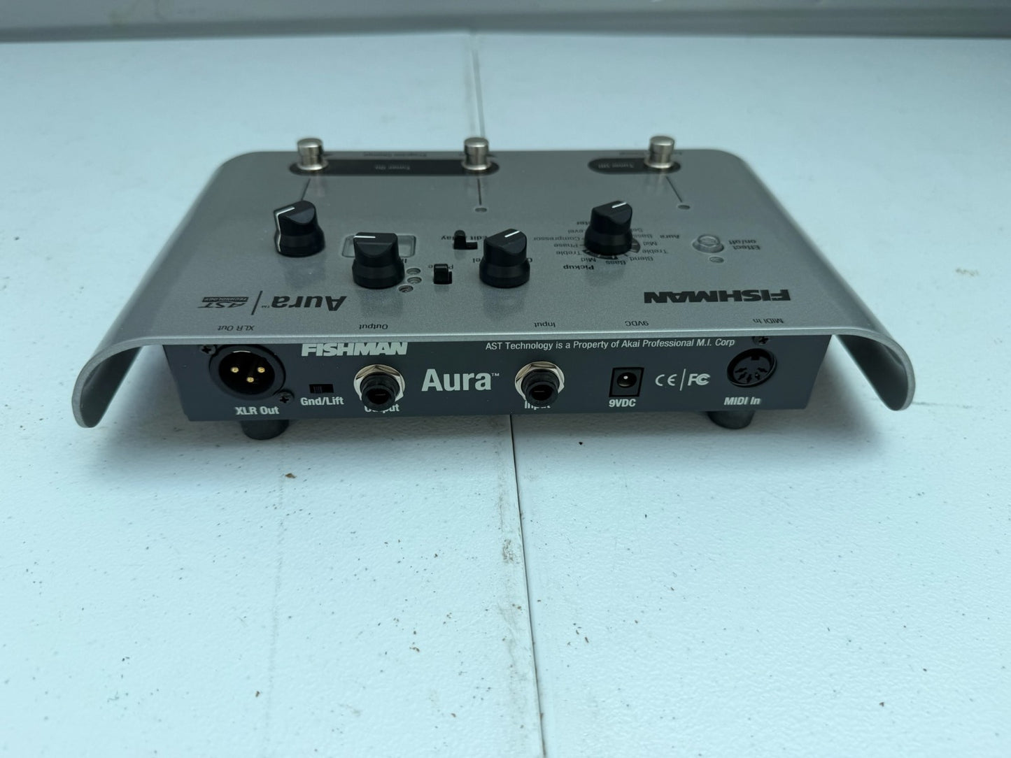Fishman Aura Acoustic Imaging Blender Processor with Power Supply and Box