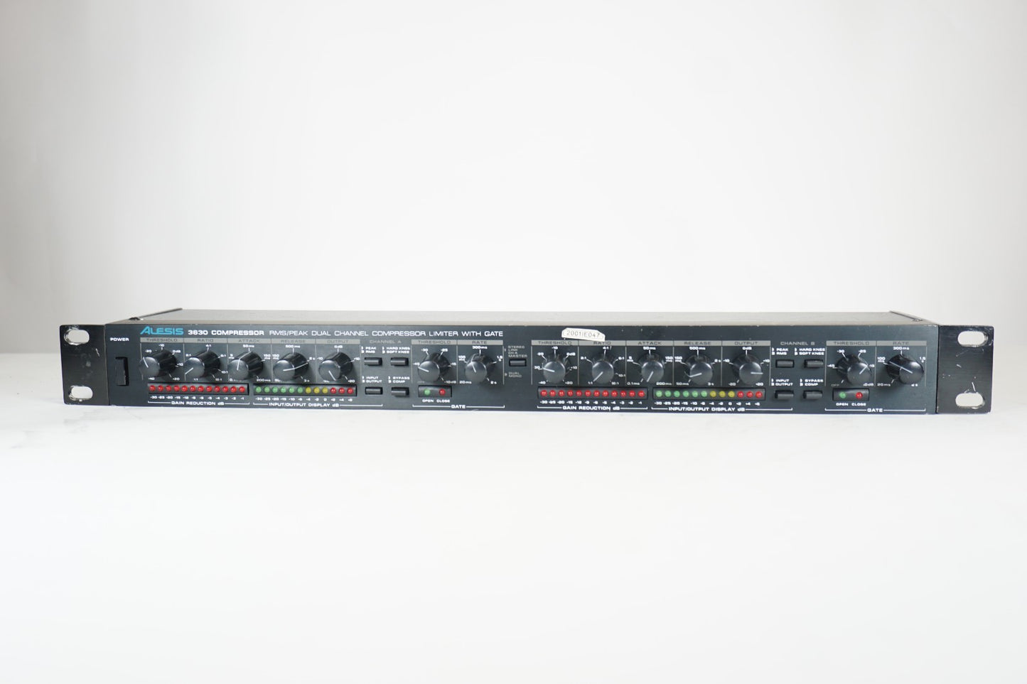Alesis 3630 Compressor RMS/Peak Dual Channel Compressor Limiter with Gate