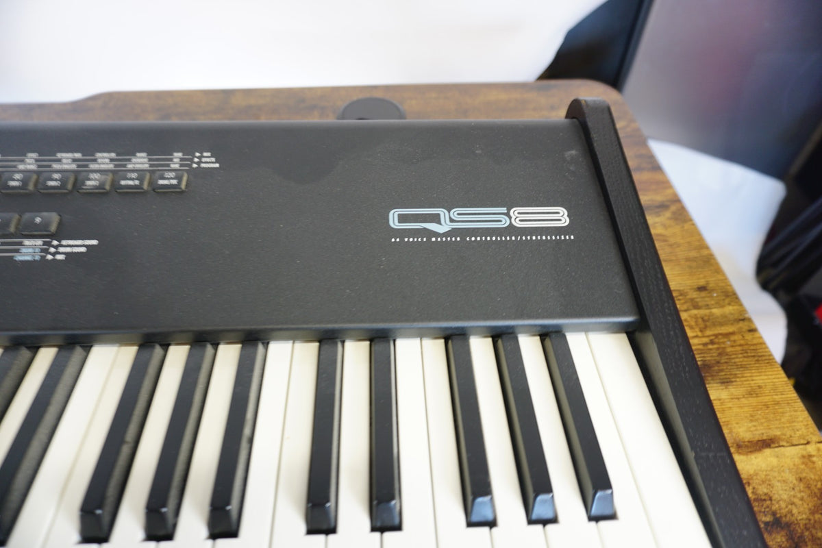 Alesis QS8 88-key synthesizer keyboard