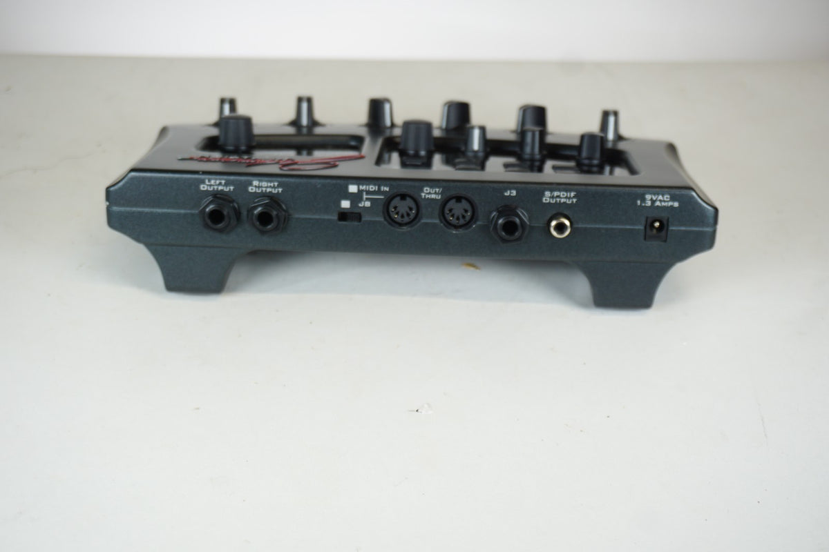 Johnson J-Station Guitar Amp Modeler Multi Effects Processor w/ Box