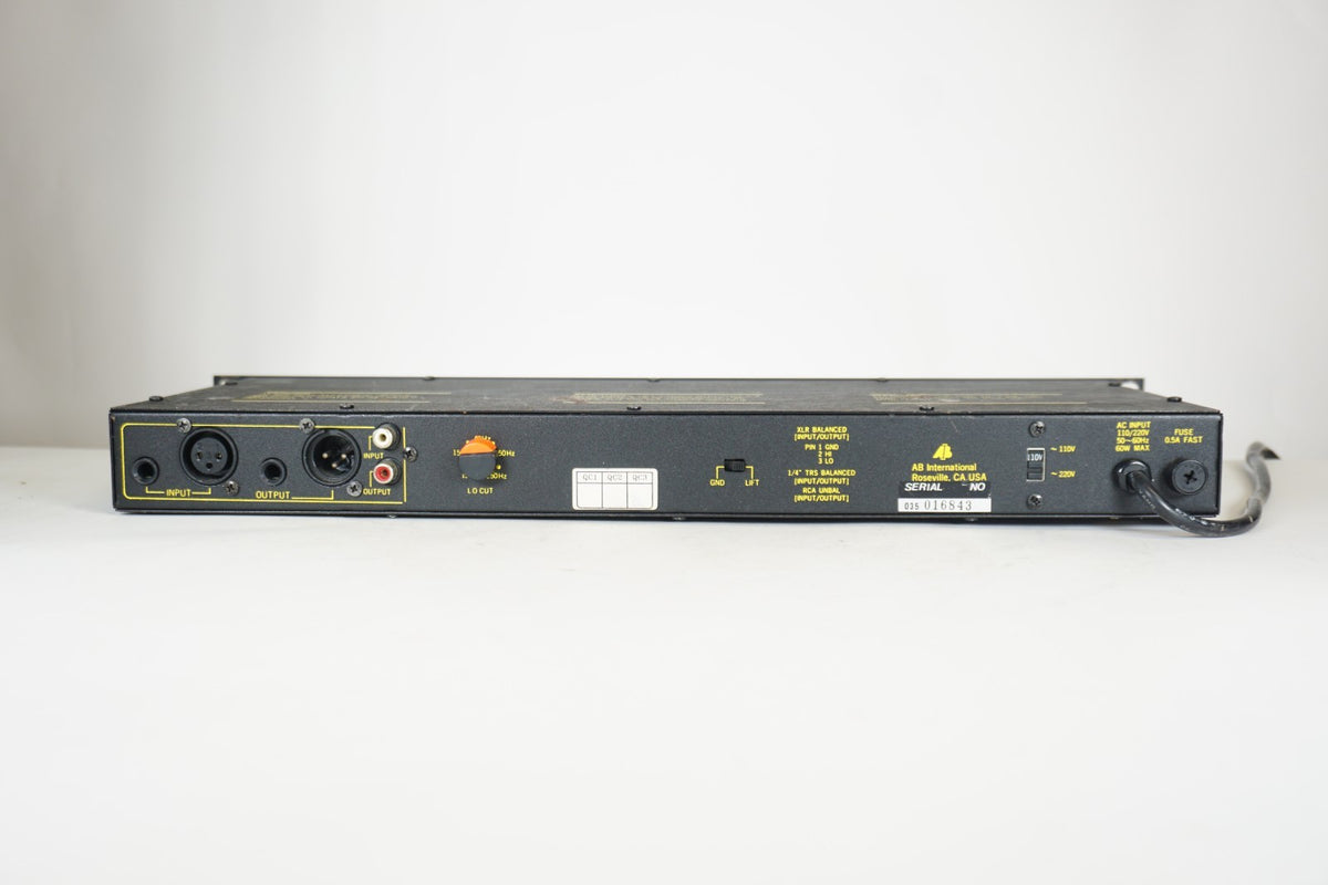 AB International Model 131 Graphic Equalizer Rack Unit Model 131LT