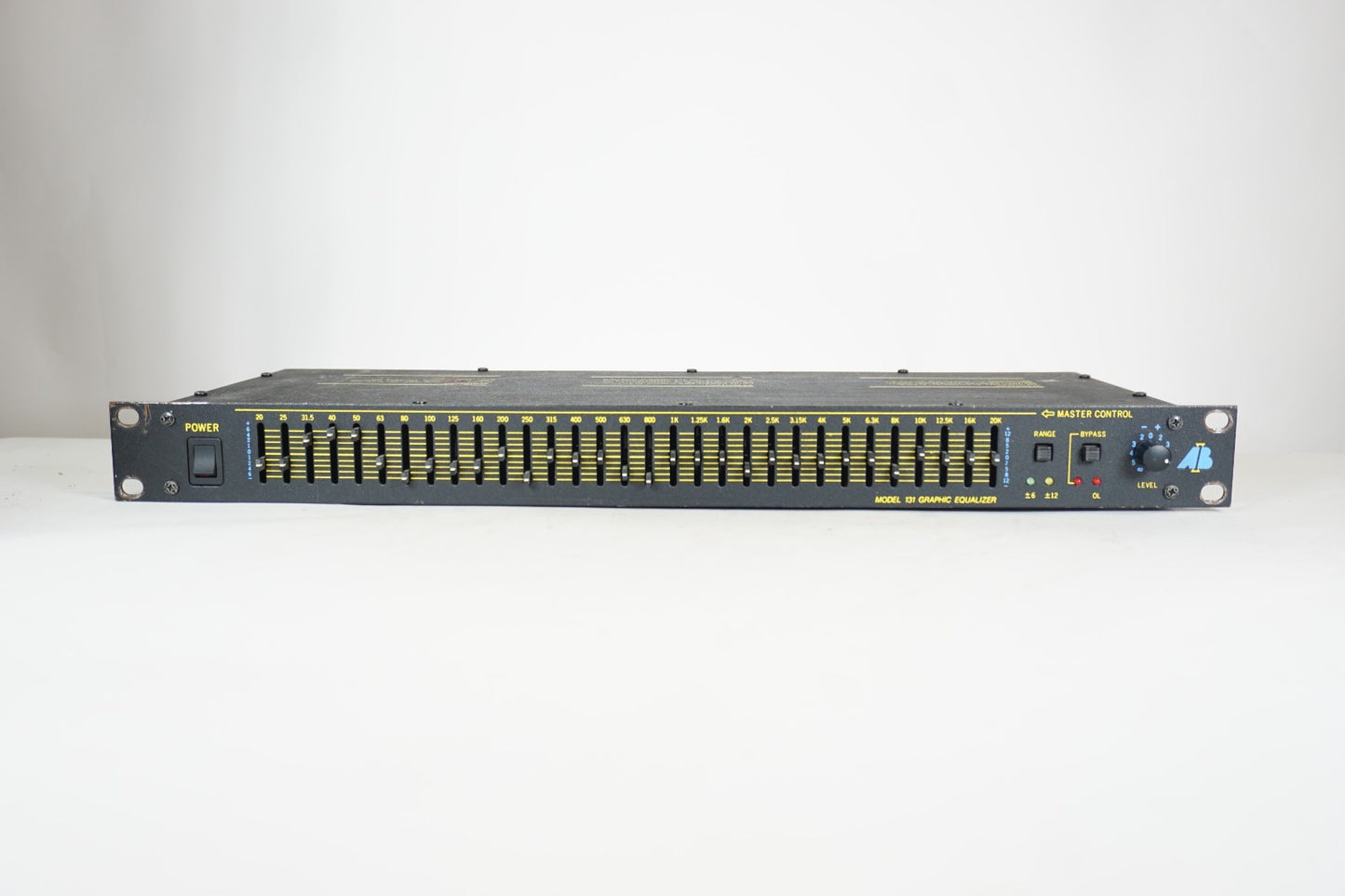 AB International Model 131 Graphic Equalizer Rack Unit Model 131LT