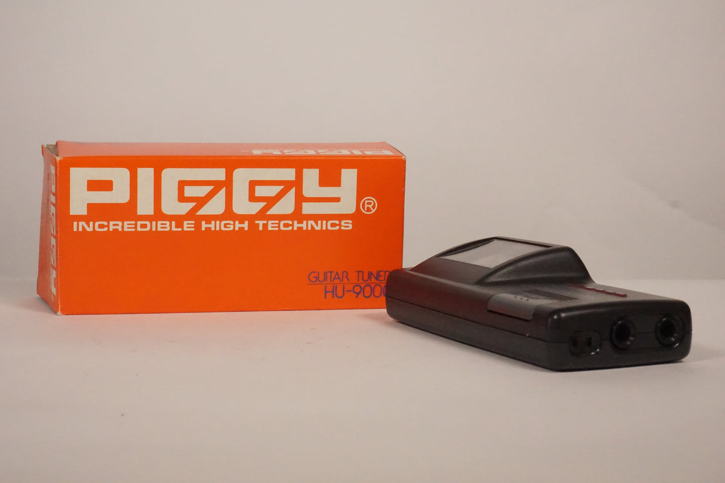 Piggy HU-9000 Micon Guitar Tuner